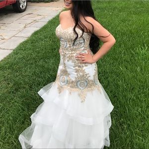 Prom dress
